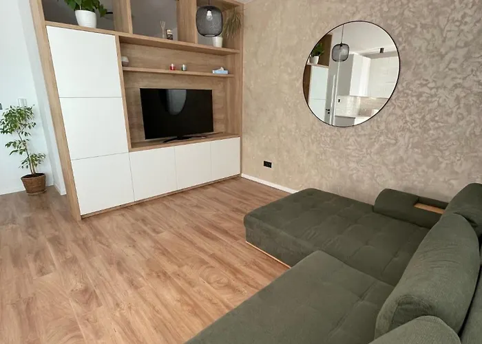 Petronela S Parkovacim Miestom