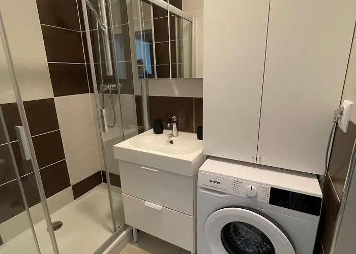 Apartman Petronela S Parkovacim Miestom *